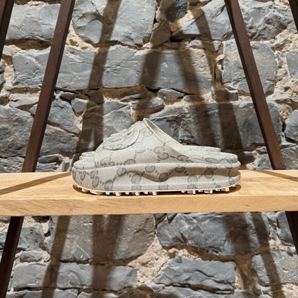 Gucci Grey GG Logo Rubber Cubic Platform Slide Sandals - Picture 8 of 12